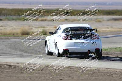media/Oct-26-2025-CalClub SCCA (Sun) [[8ce1e69566]]/Group 2/Grapevine/